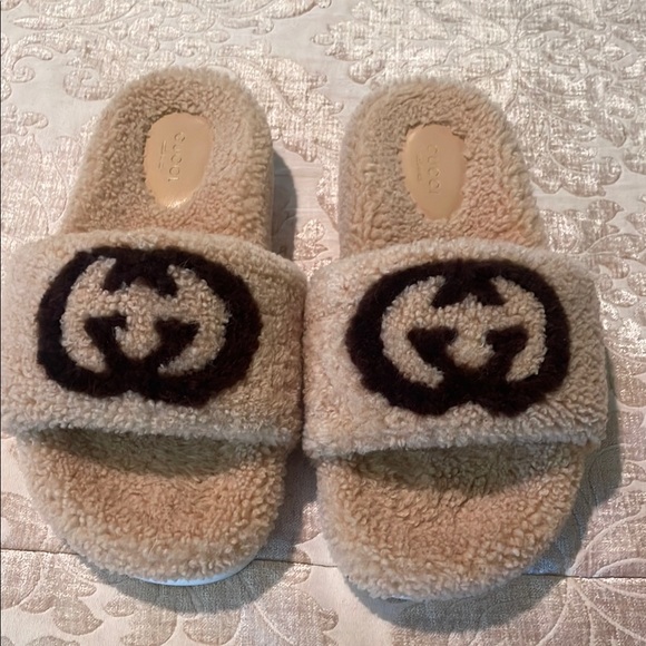 Gucci Shoes - Gucci Beige Shearling Logo Slide Sandals